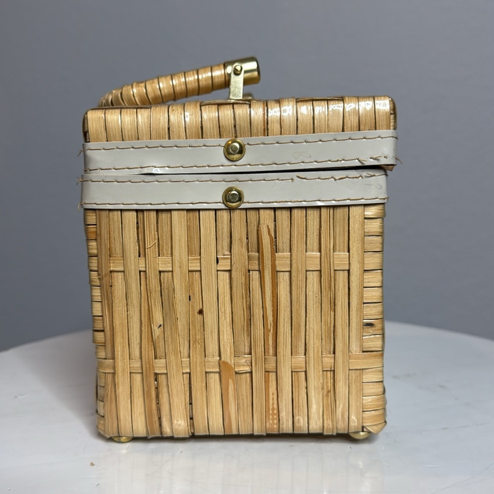 VINTAGE 1950s CHEVRON PATTERN STRAW WICKER WOVEN BOX HAND BAG - Picture 6 of 13